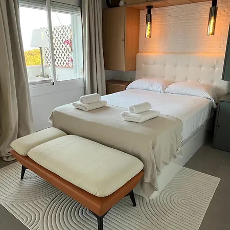 Loft Prive Au Mirador Del Codolar * Tossa de Mar