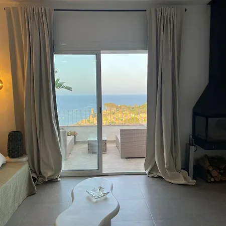 Appartamento Loft Prive Au Mirador Del Codolar